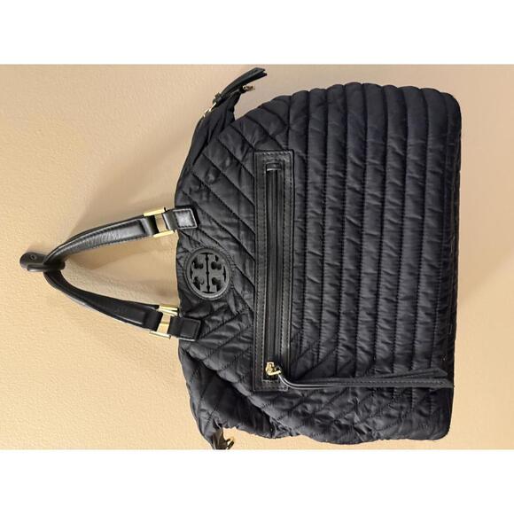 Tory Burch Quilted Black Handbag with Detachable Pouch - Picture 1 of 7